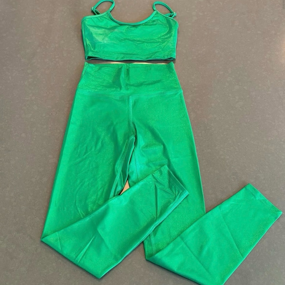 Beach Riot athletic set